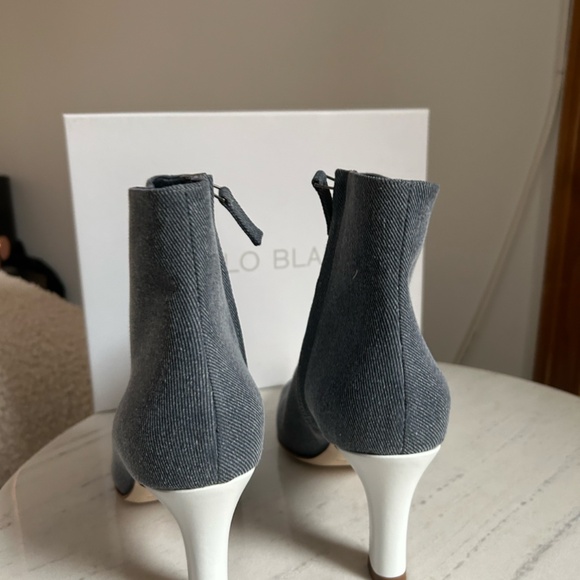 Unworn Manolo Blahnik Botagatha Denim Western Boots w/ Box - Picture 7 of 10